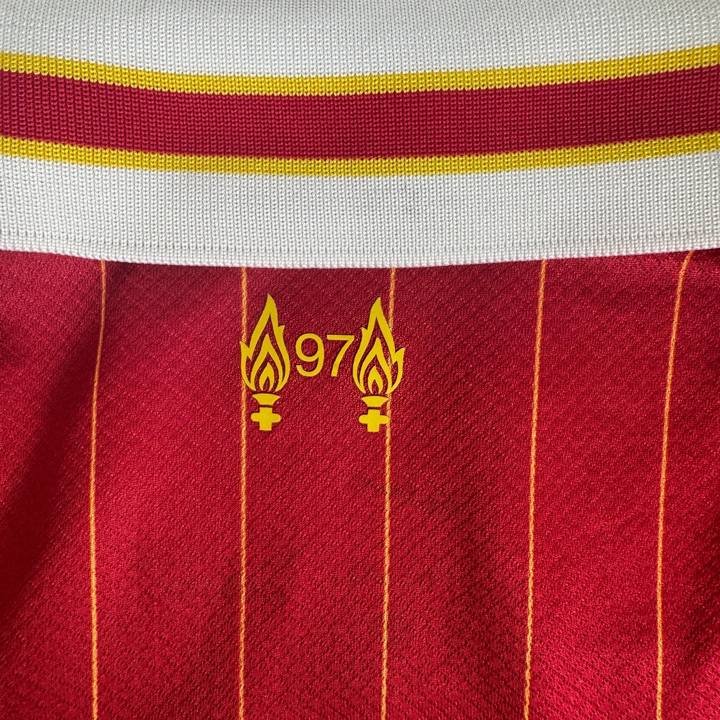 Liverpool 2024/2025 Home Shirt Small