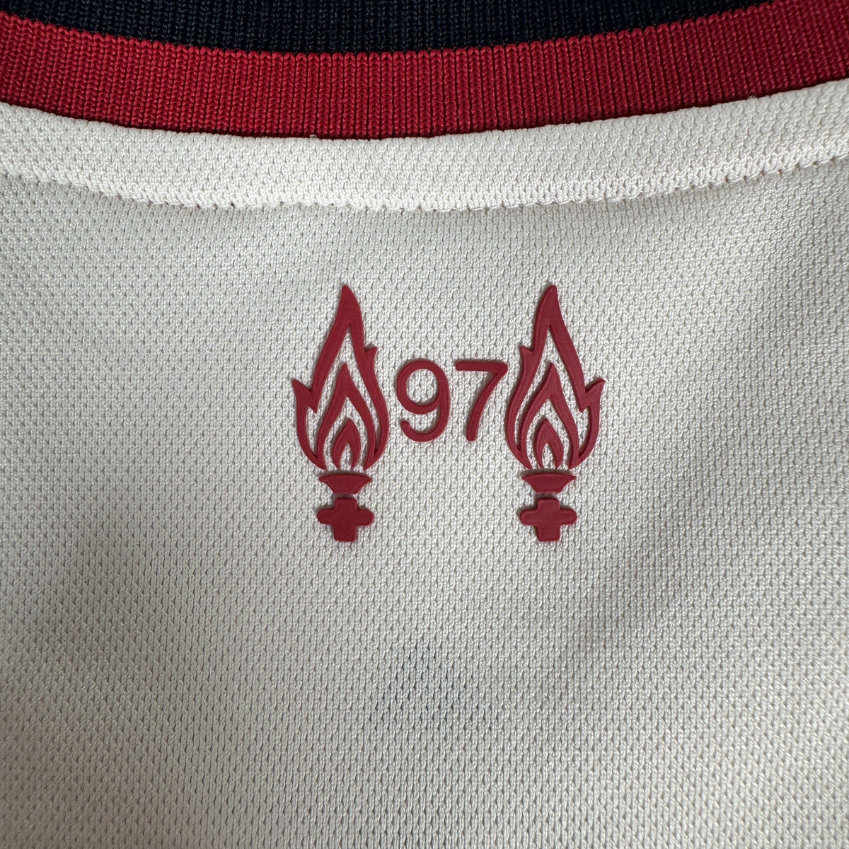 Liverpool 2025/2026 Away Shirt XXL