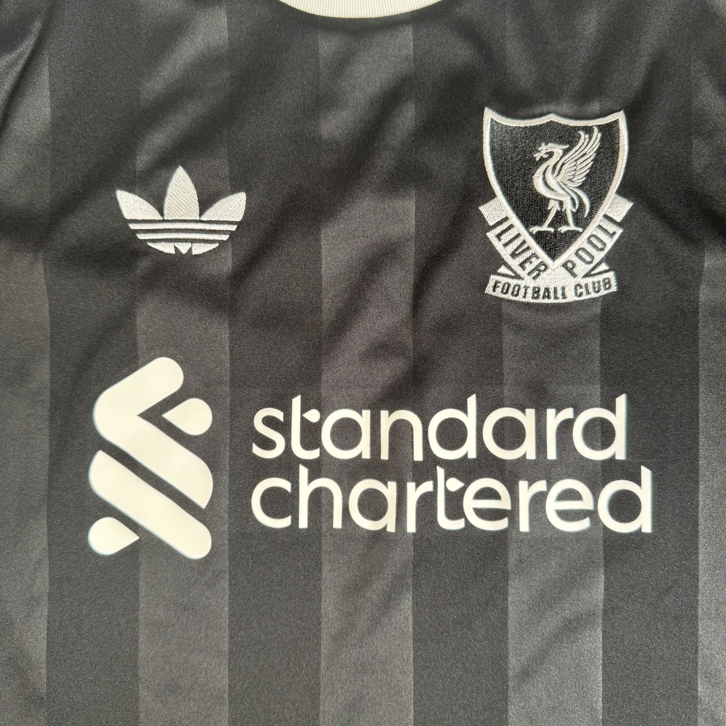 Liverpool 2025/2026 Goalkeeper Shirt Large