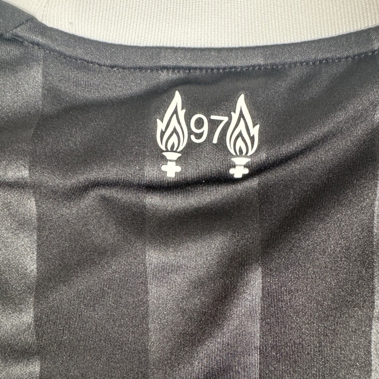 Liverpool 2025/2026 Goalkeeper Shirt Small