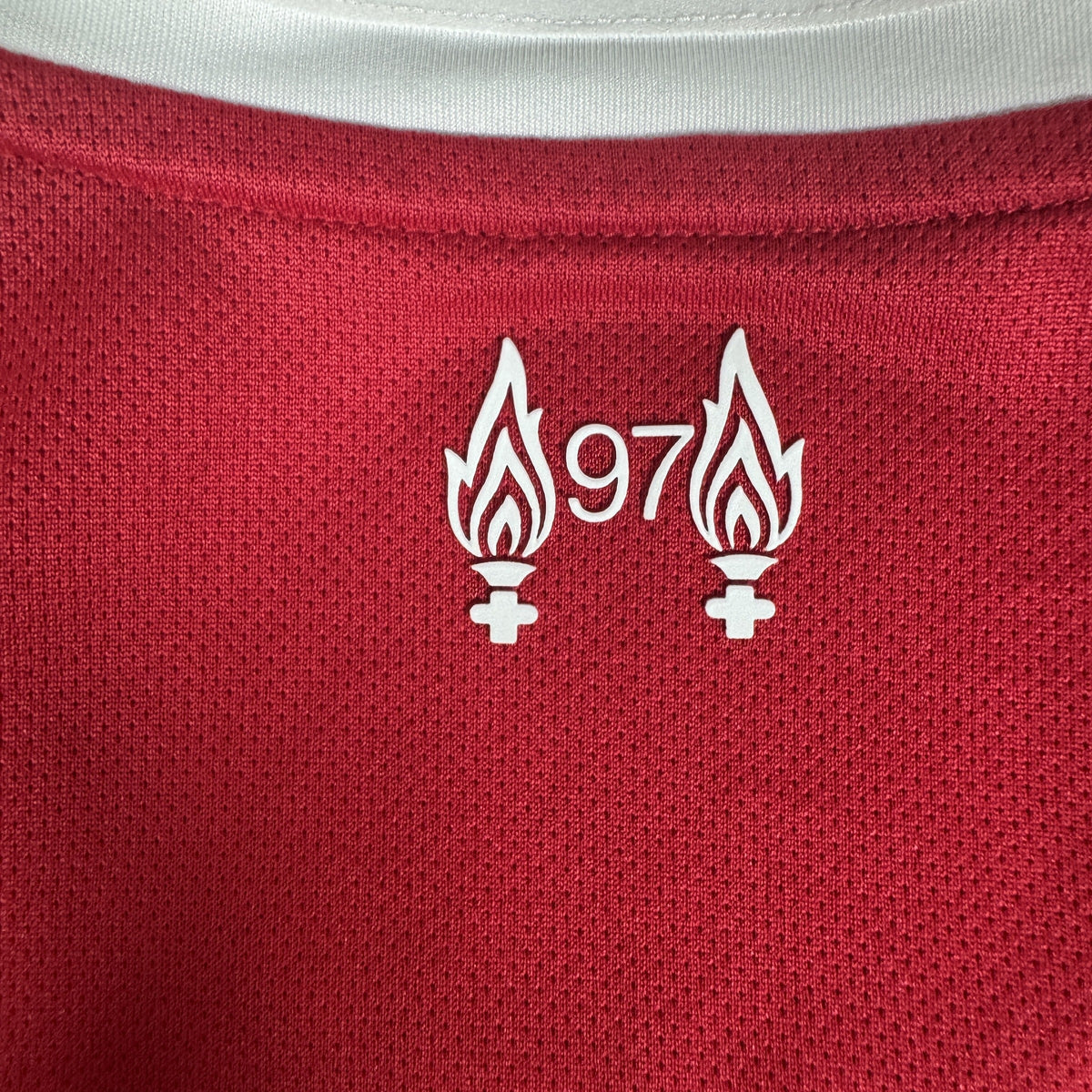 Liverpool 2025/2026 Home Shirt XXL