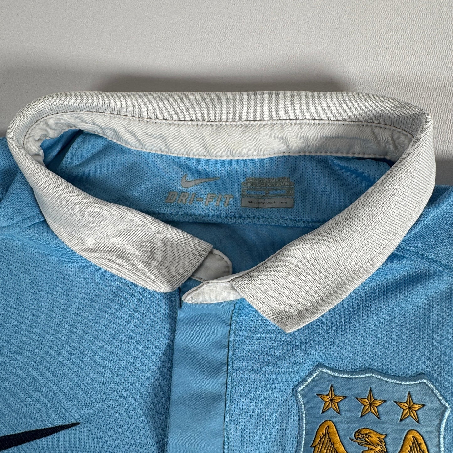 Manchester City 2015/2016 Home Football Shirt Small