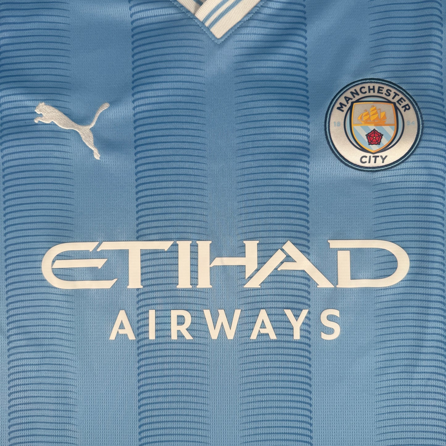 Manchester City 2023/2024 Home Shirt Small