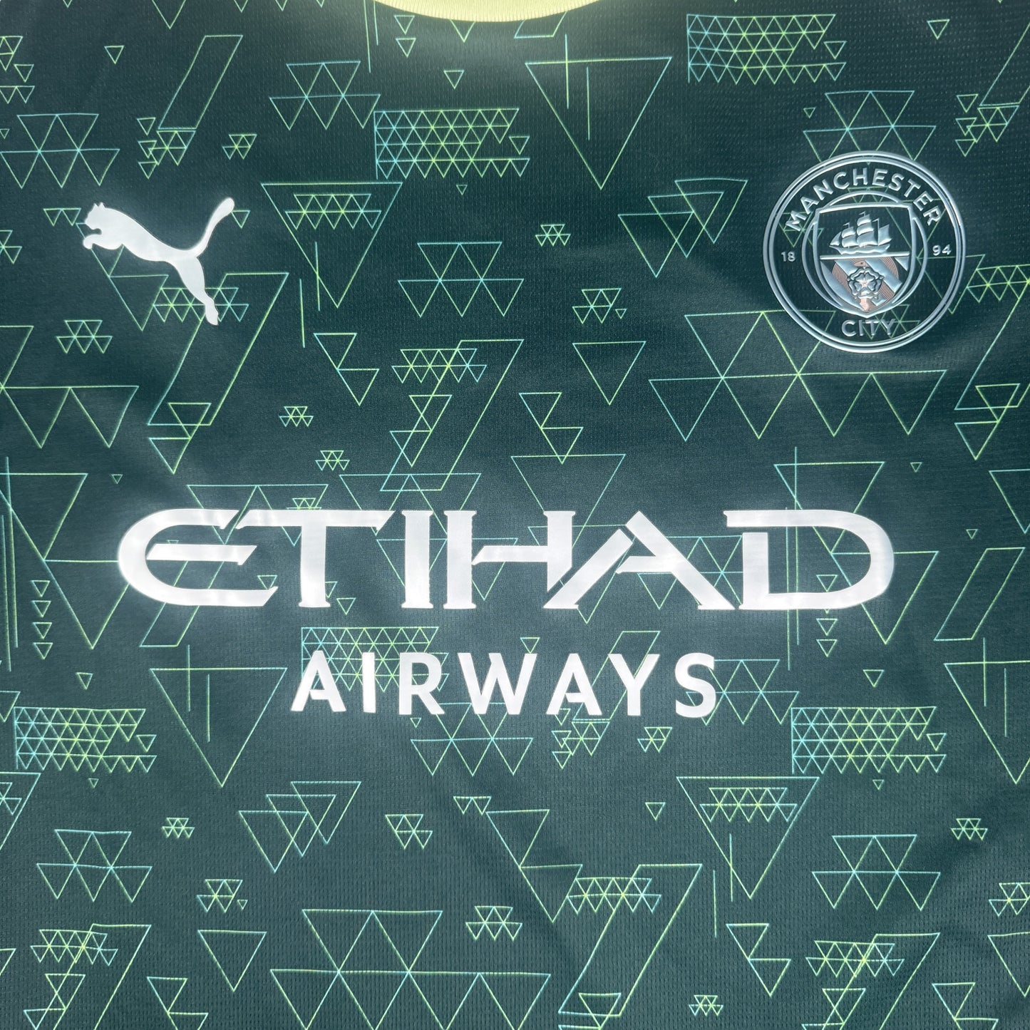 Manchester City 2025/2026 Fourth Football Shirt XXL
