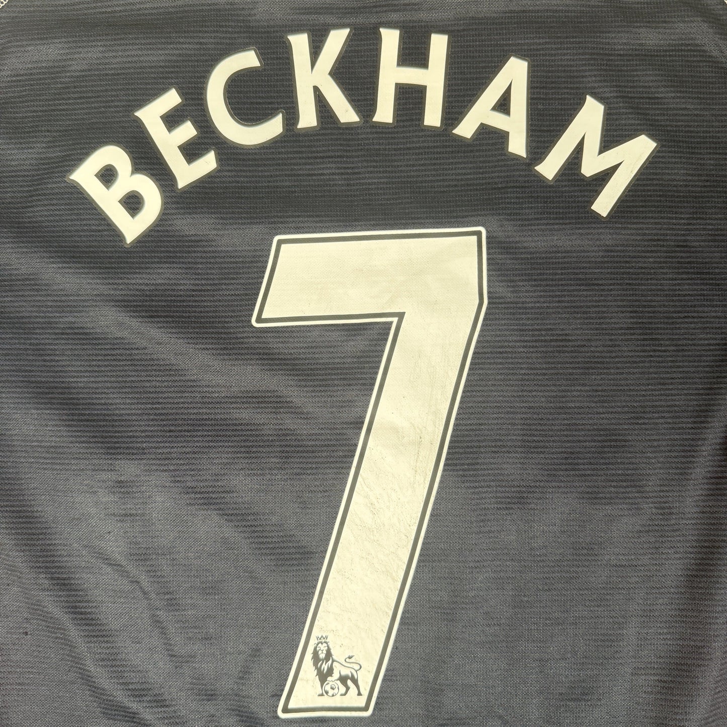 Beckham 7 Manchester United 2000/2001 Third Football Shirt Medium