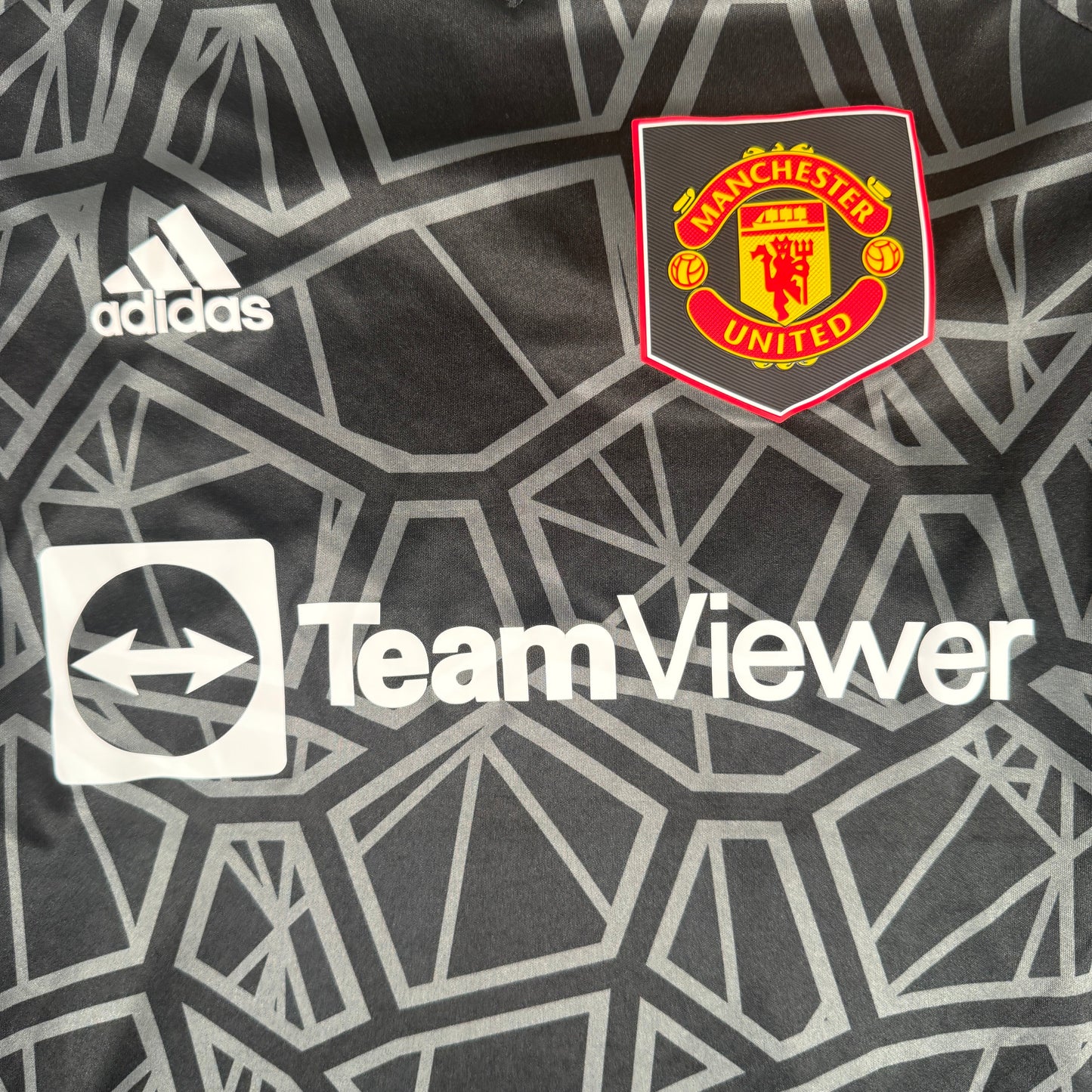 Manchester United 2022/2023 Goalkeeper Football Shirt Small