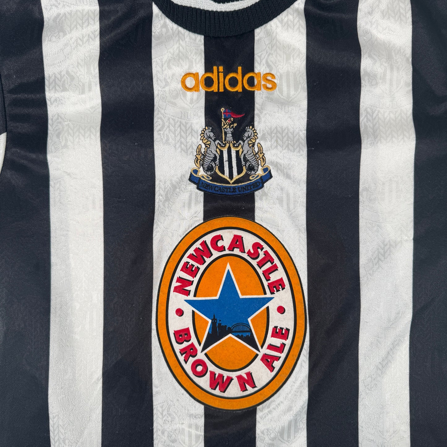 Newcastle United 1997/1998/1999 Home Football Shirt Small