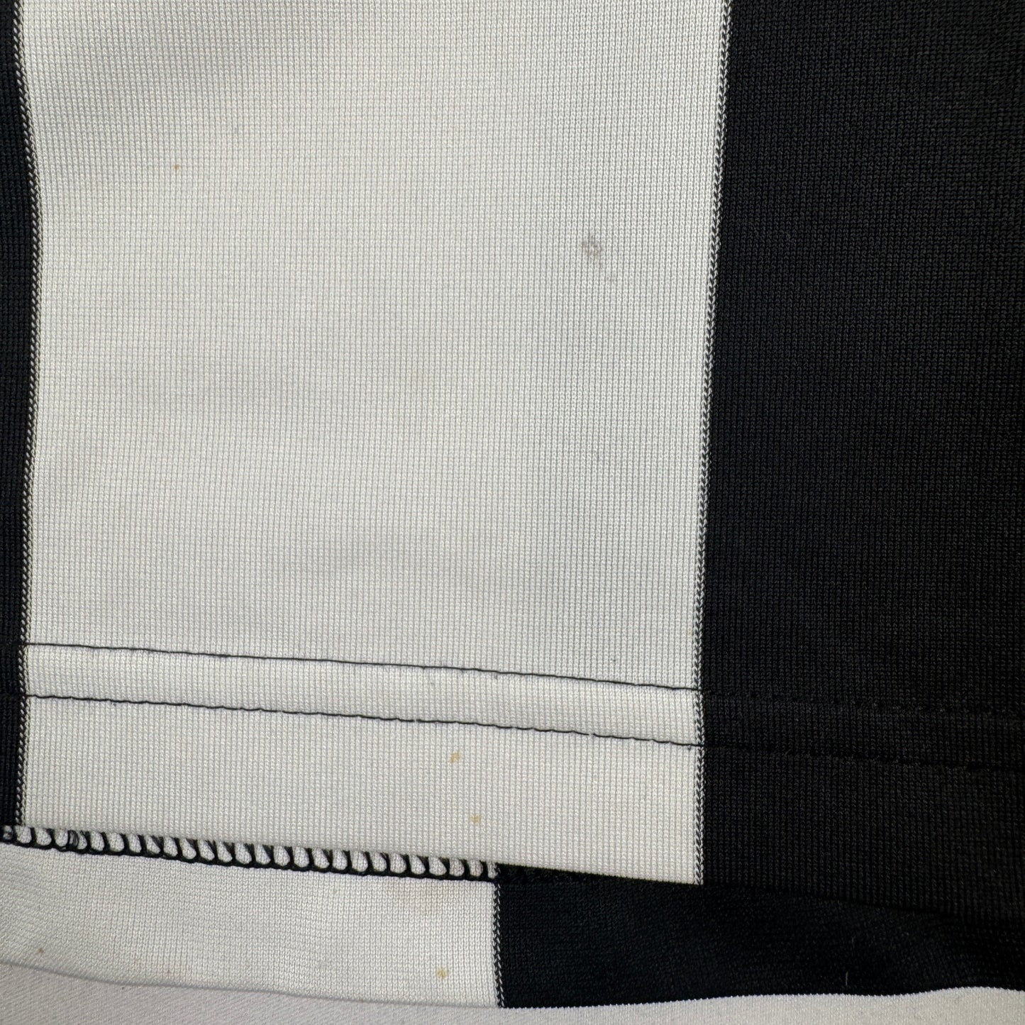 MARTINS 9 Newcastle United 2007/2008/2009 Home Football Shirt Small