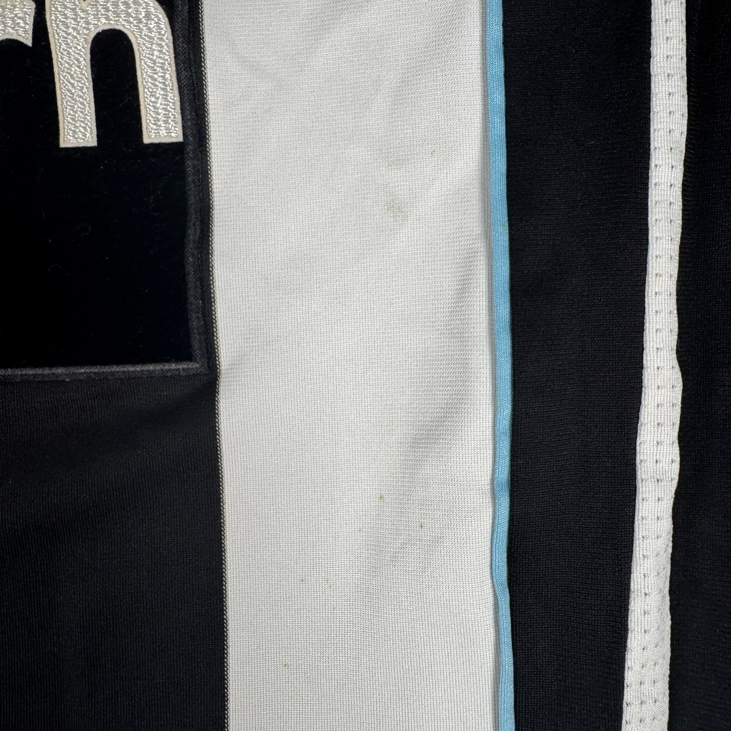 MARTINS 9 Newcastle United 2007/2008/2009 Home Football Shirt Small