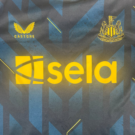 Newcastle United 2023/2024 Third Football Shirt XL