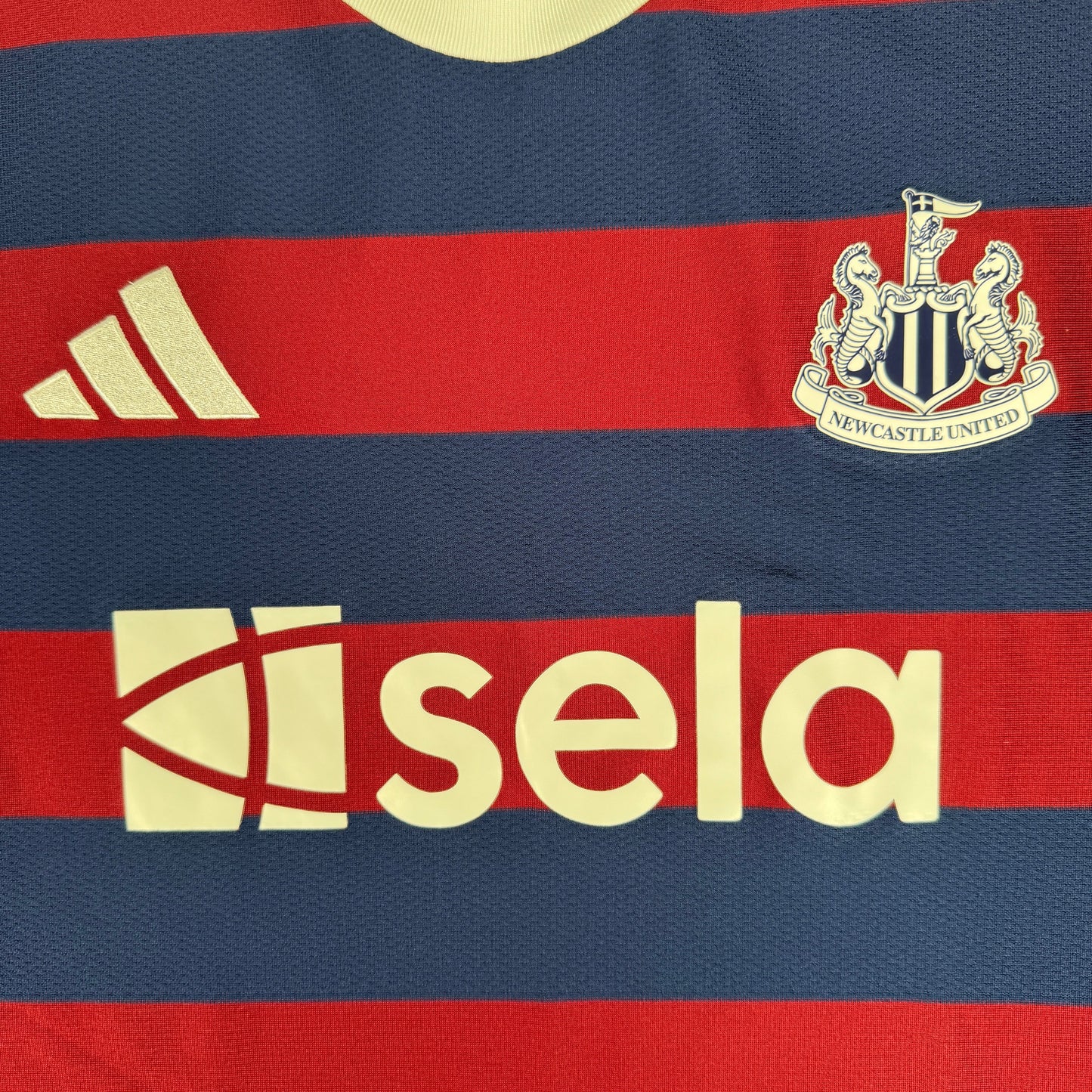 Newcastle United 2024/2025 Away Shirt 3XL