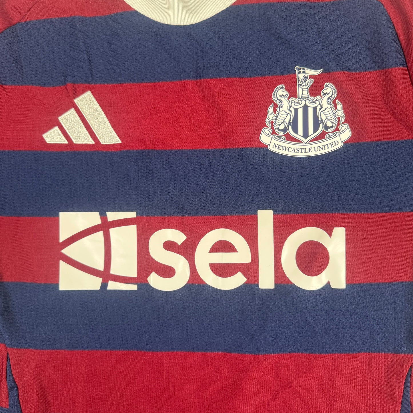 Newcastle United 2024/2025 Away Shirt Medium