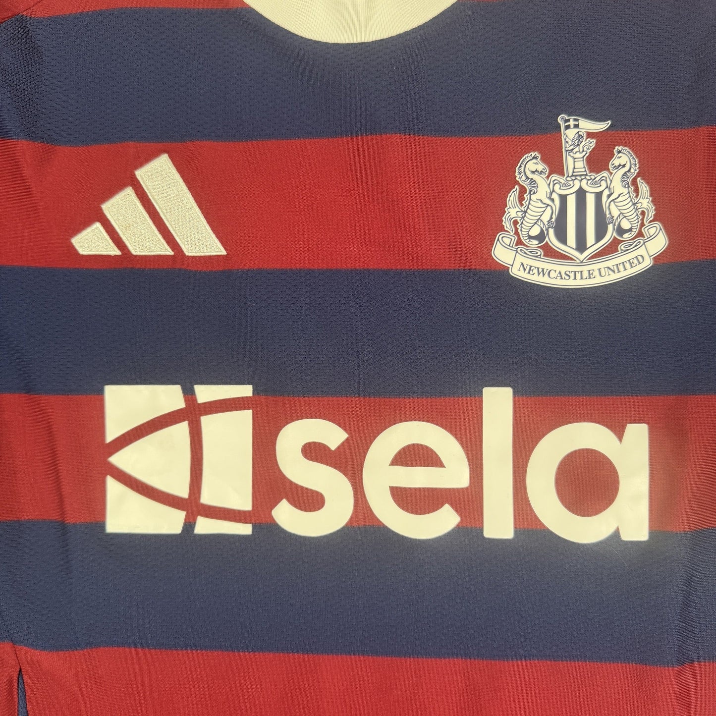 Newcastle United 2024/2025 Away Shirt Medium