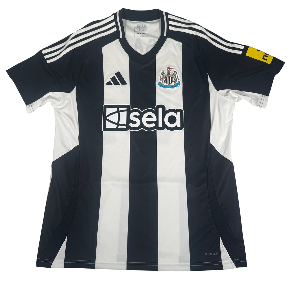 Isak 14 Newcastle United 2024/2025 Home Shirt XL