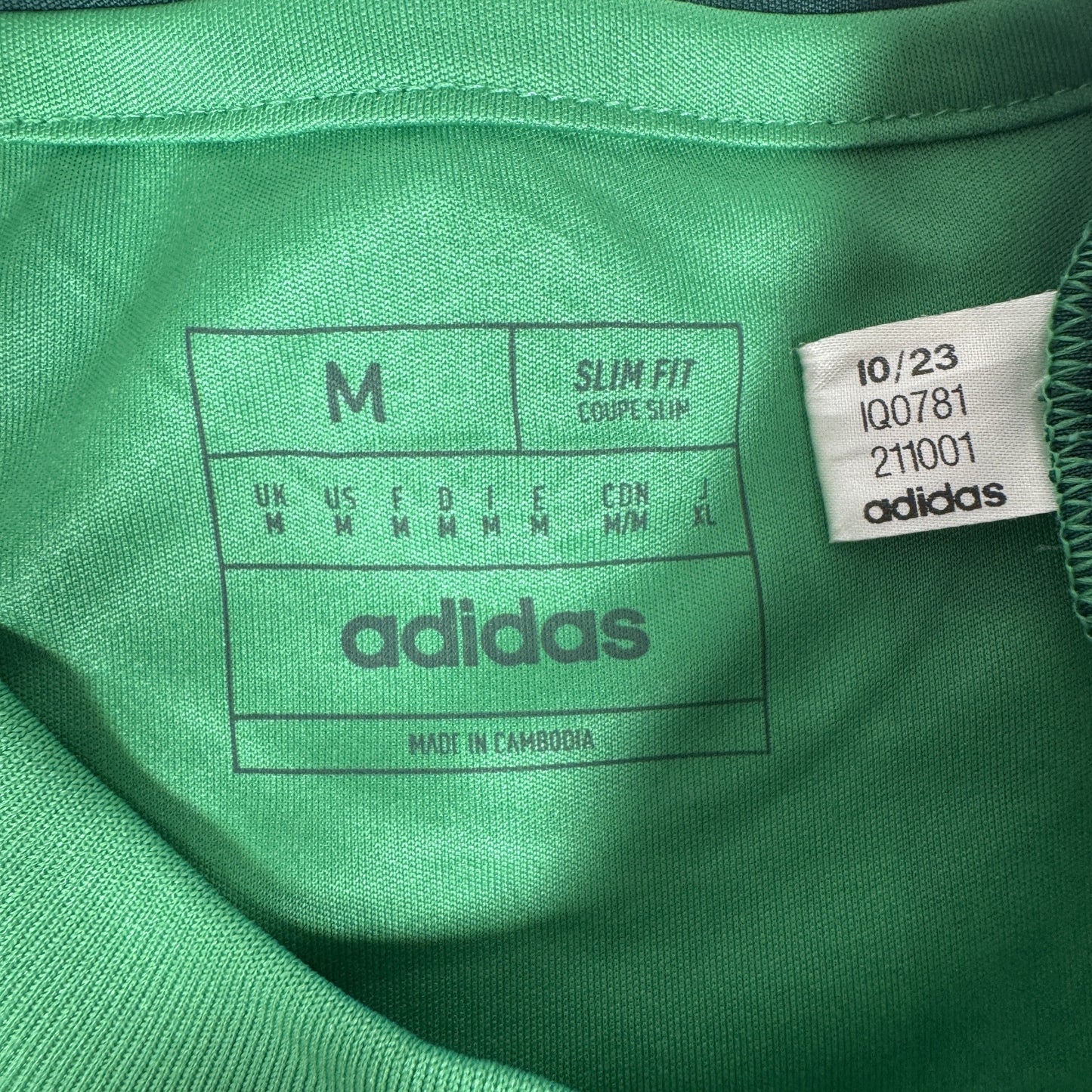 Northern Ireland 2024/2025 Home Football Shirt Medium