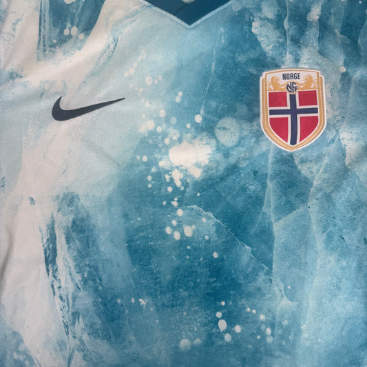 Norway 2020/2021/2022 Away Football Shirt Medium