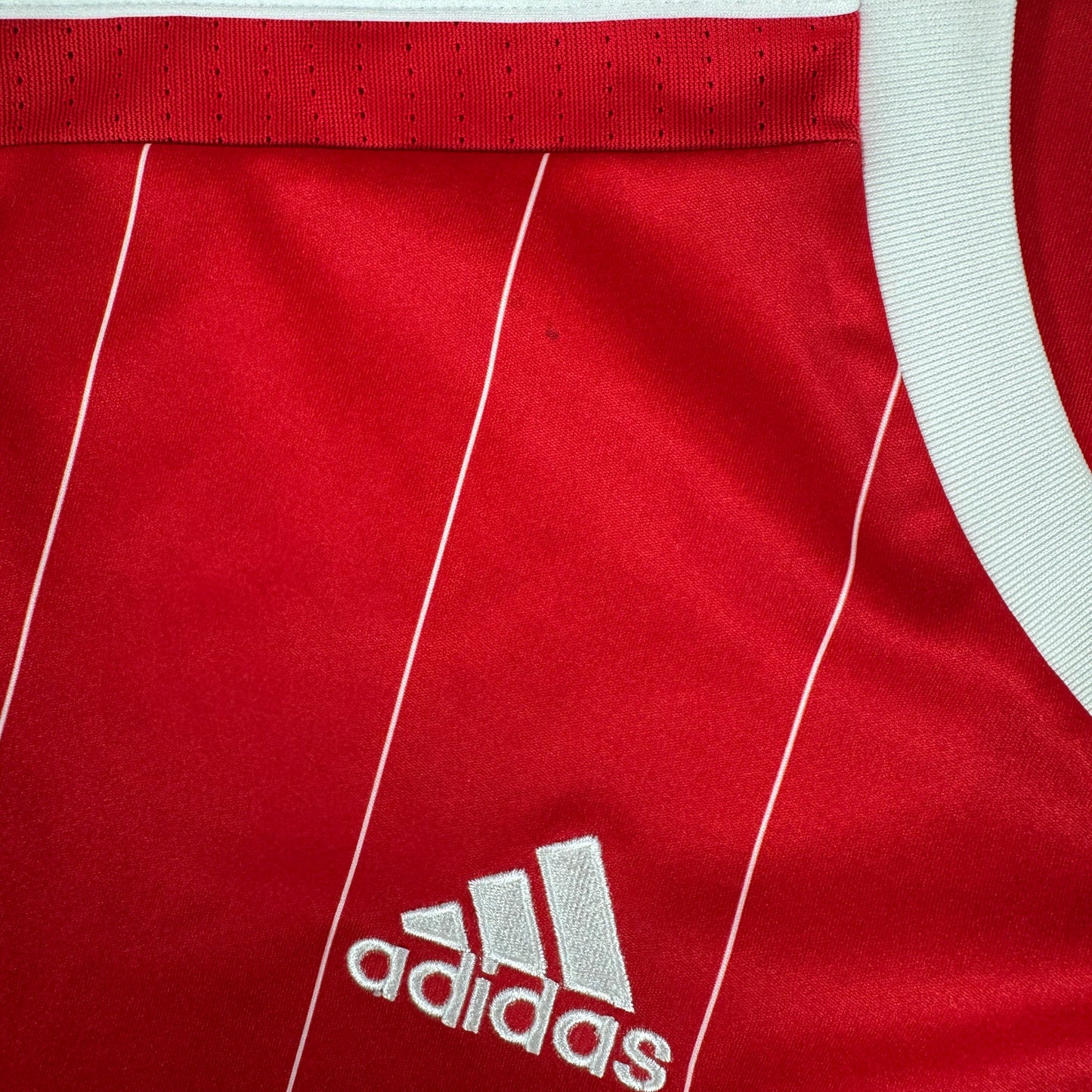 Nottingham Forest 2017/2018 Home Football Shirt Large