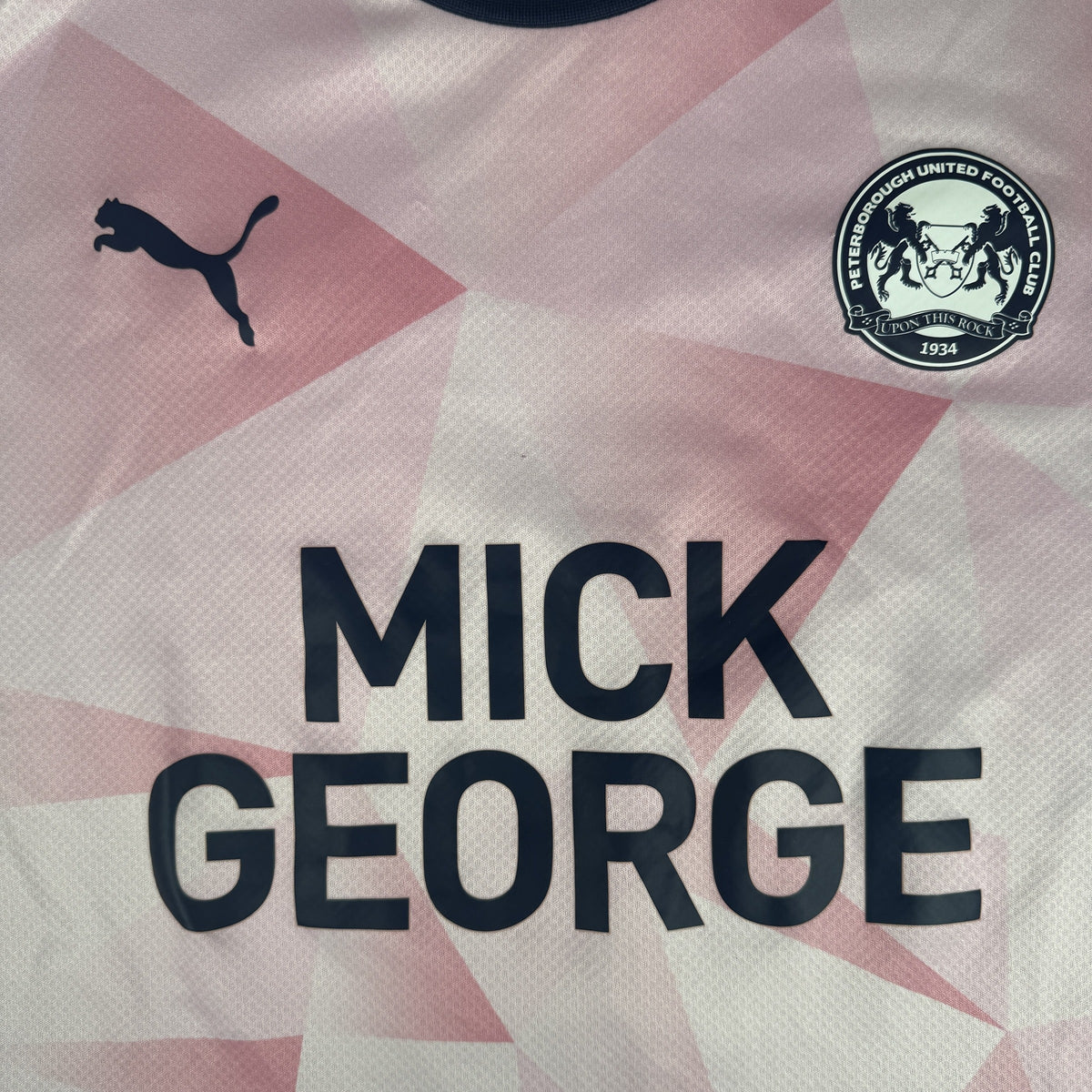 Peterborough United 2023/2024 Away Shirt XXL Clarke-Harris 9