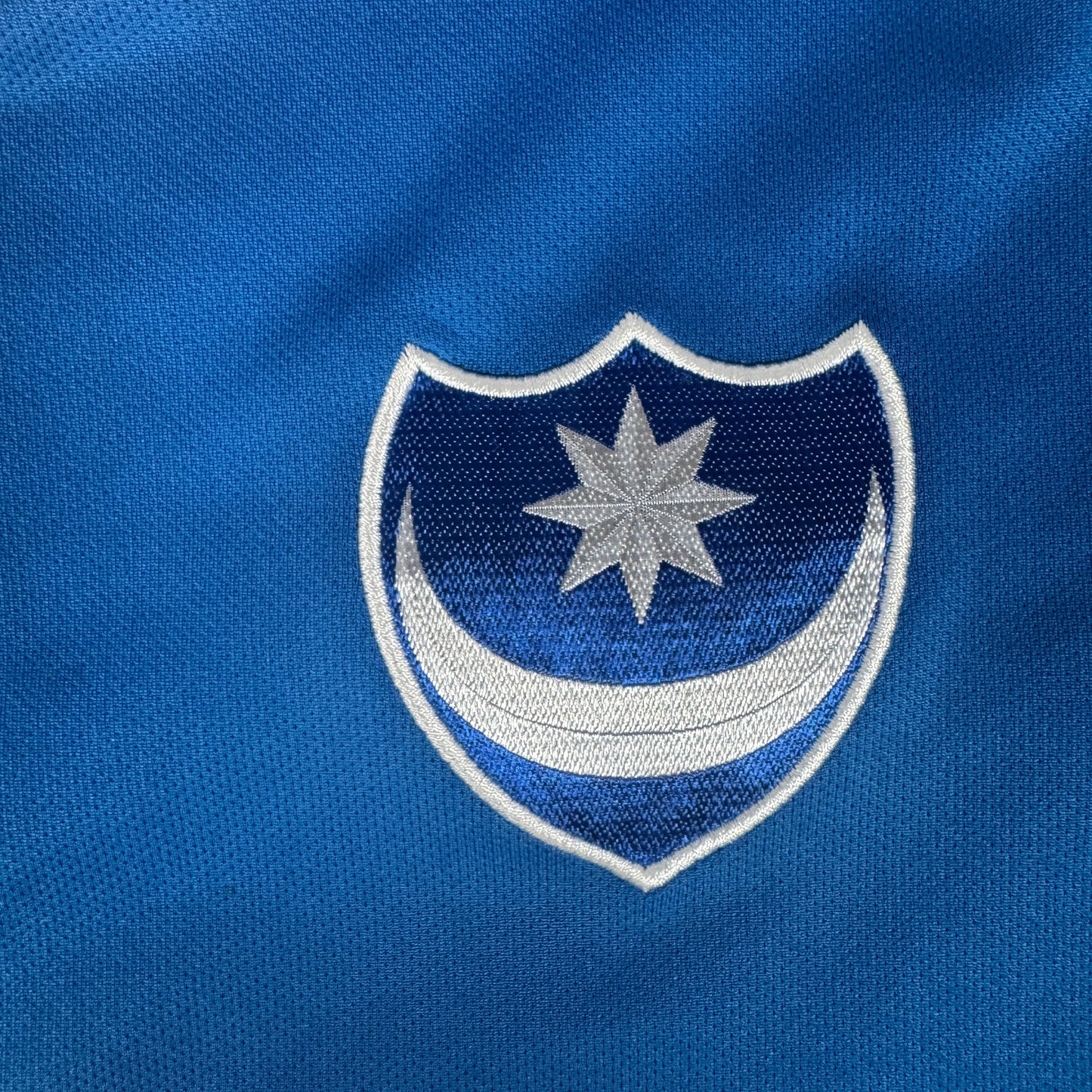 Portsmouth 2017/2018 Home Football Shirt Medium