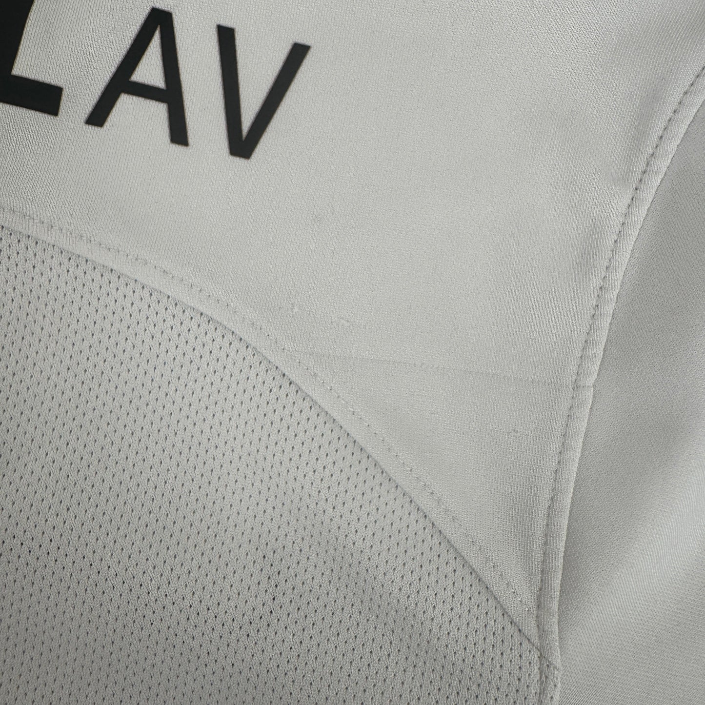 Portsmouth 2023/2024 Away Football Shirt Medium