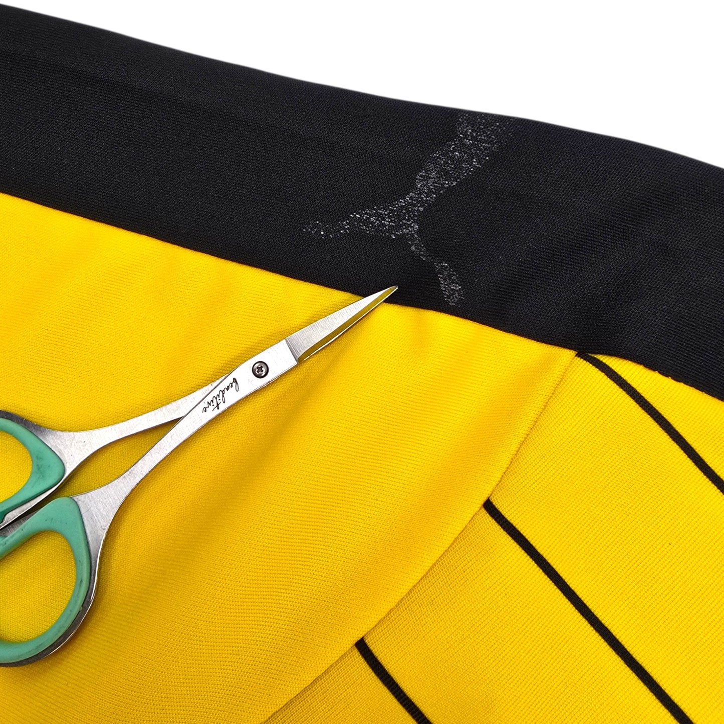 2015/16 Watford Home Football Shirt (M) Puma #9 Deeney