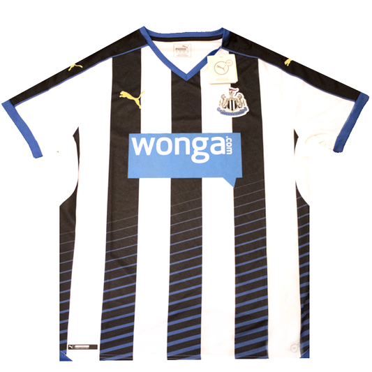 Newcastle United 2015-2016 Home Football Shirt (BNWT) M