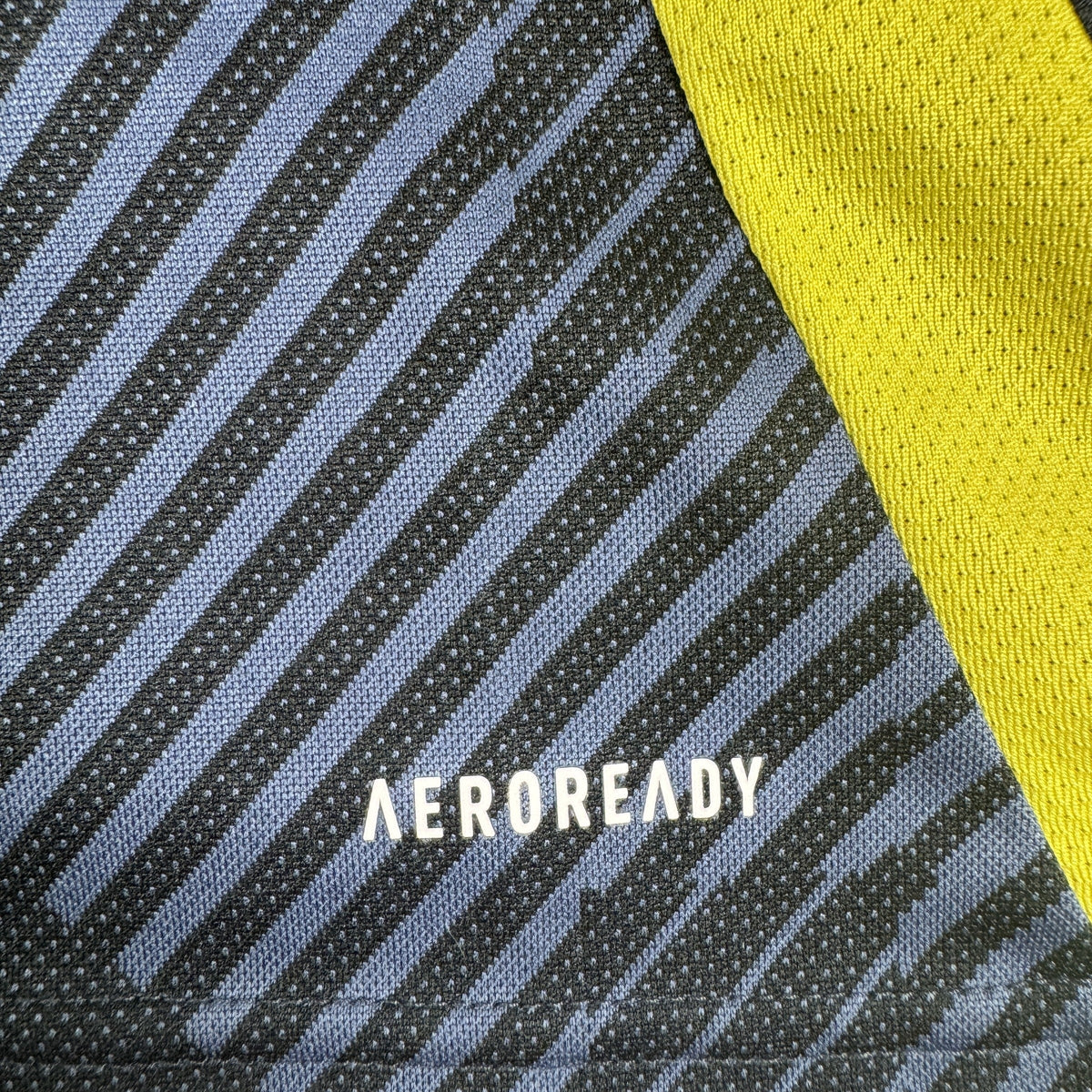 Scotland 2024/2025/2026 Home Shirt Medium