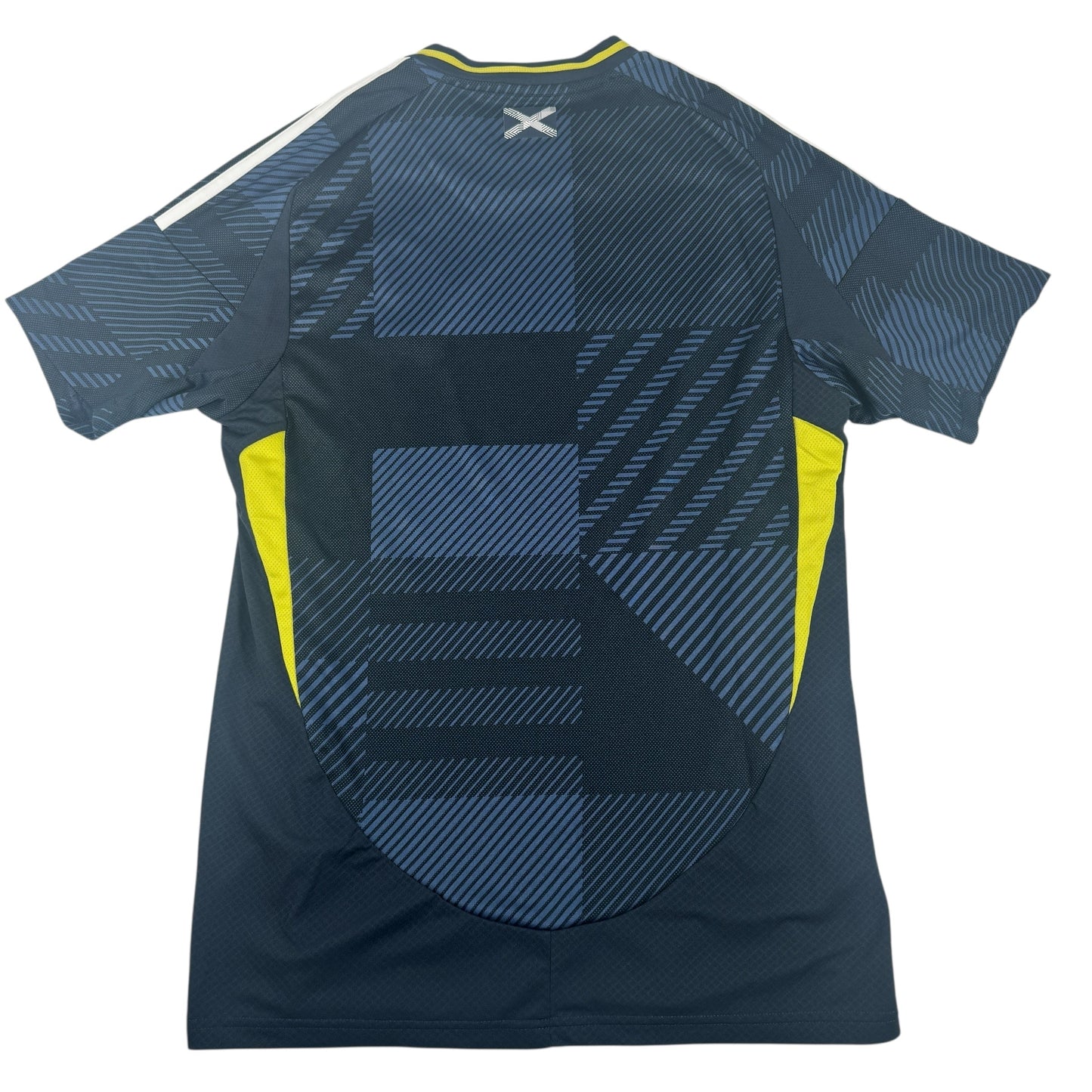 Scotland 2024/2025 Home Football Shirt Medium