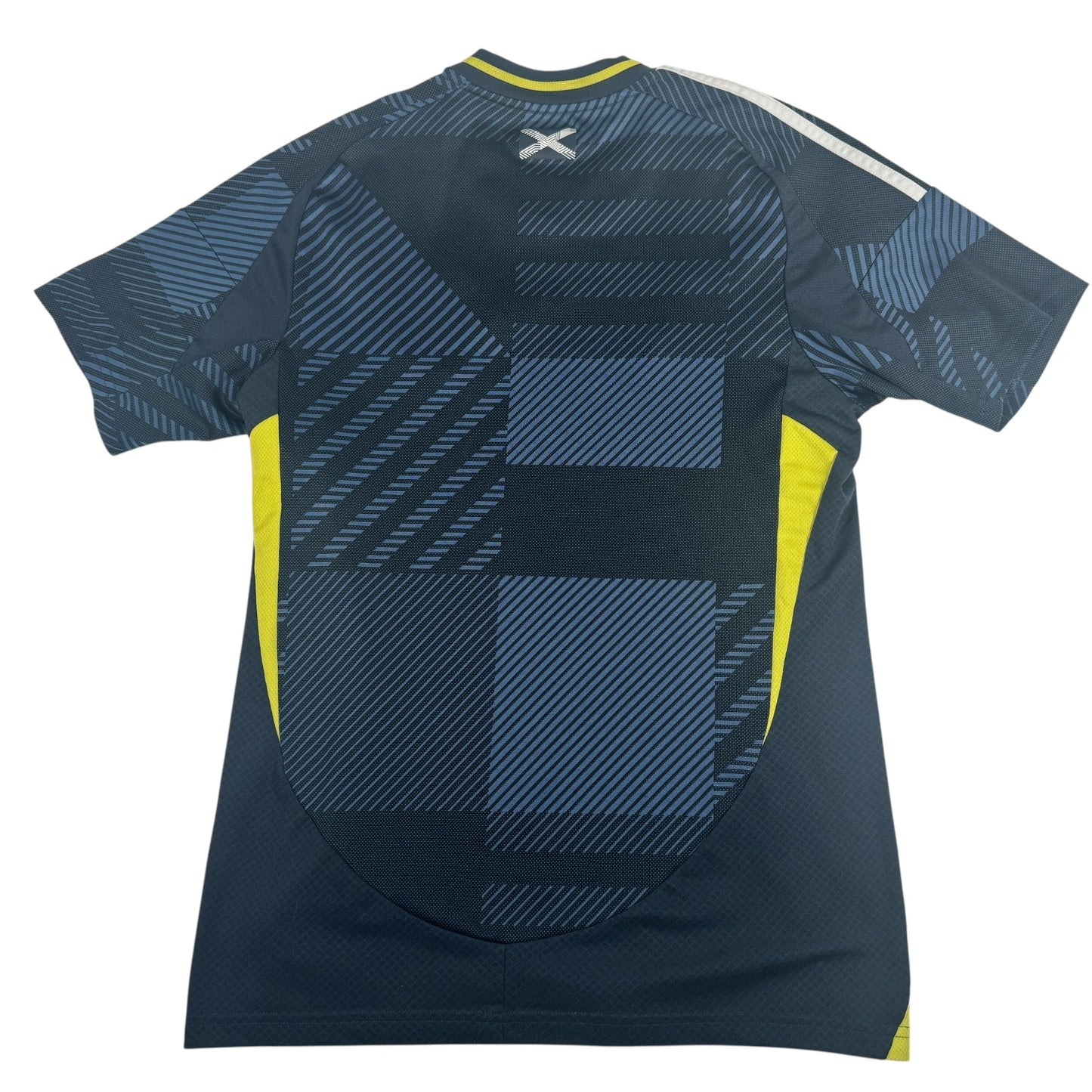 Scotland 2024/2025 Home Football Shirt Small