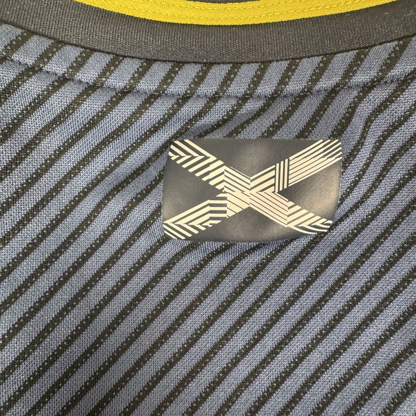 Scotland 2024/2025 Home Football Shirt XXL