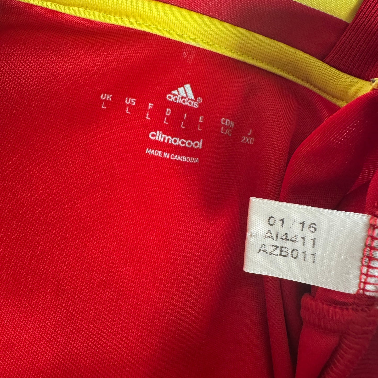 Spain 2016/2017/2018 HomeShirt Large