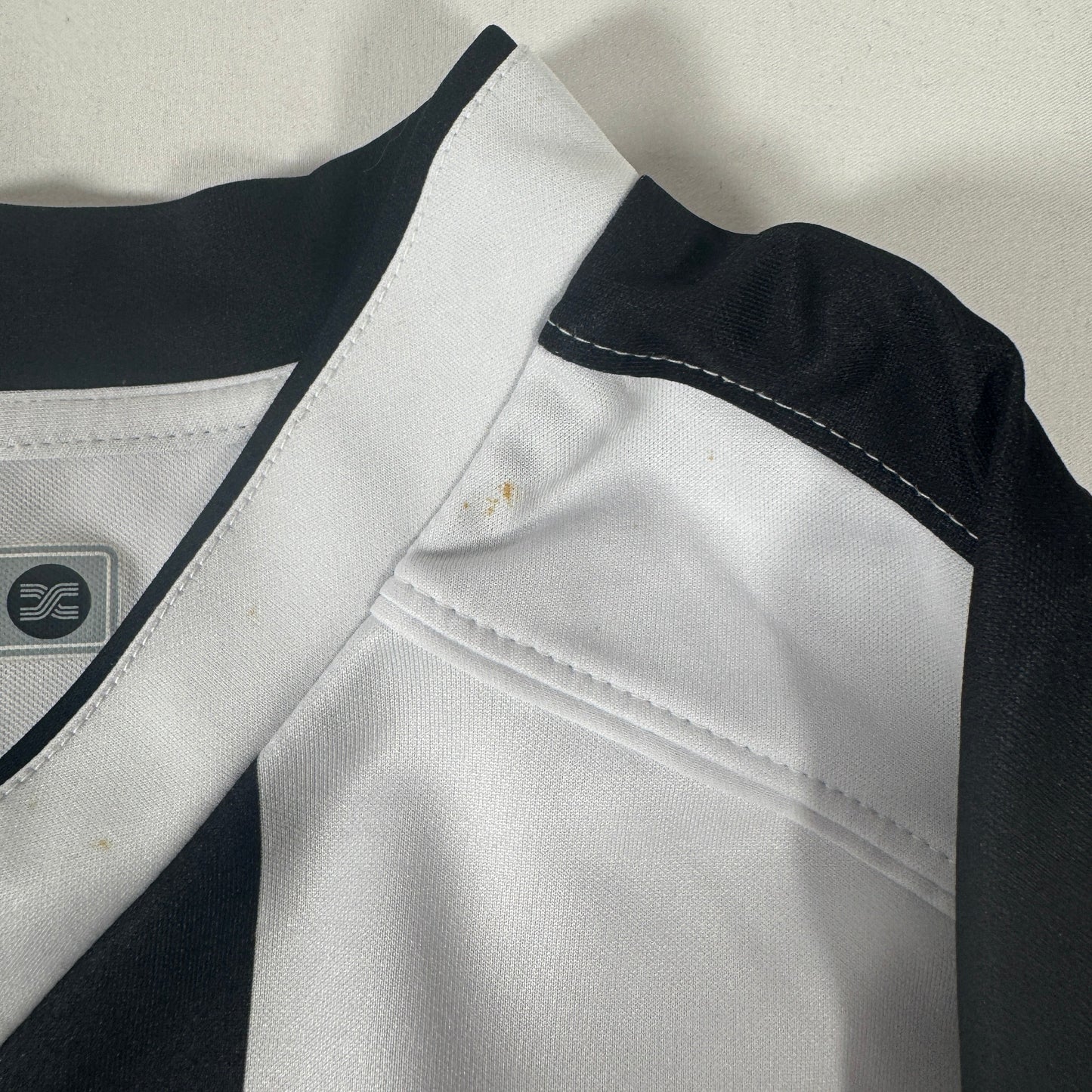 St. Mirren 2004/2005 Home Football Shirt Large