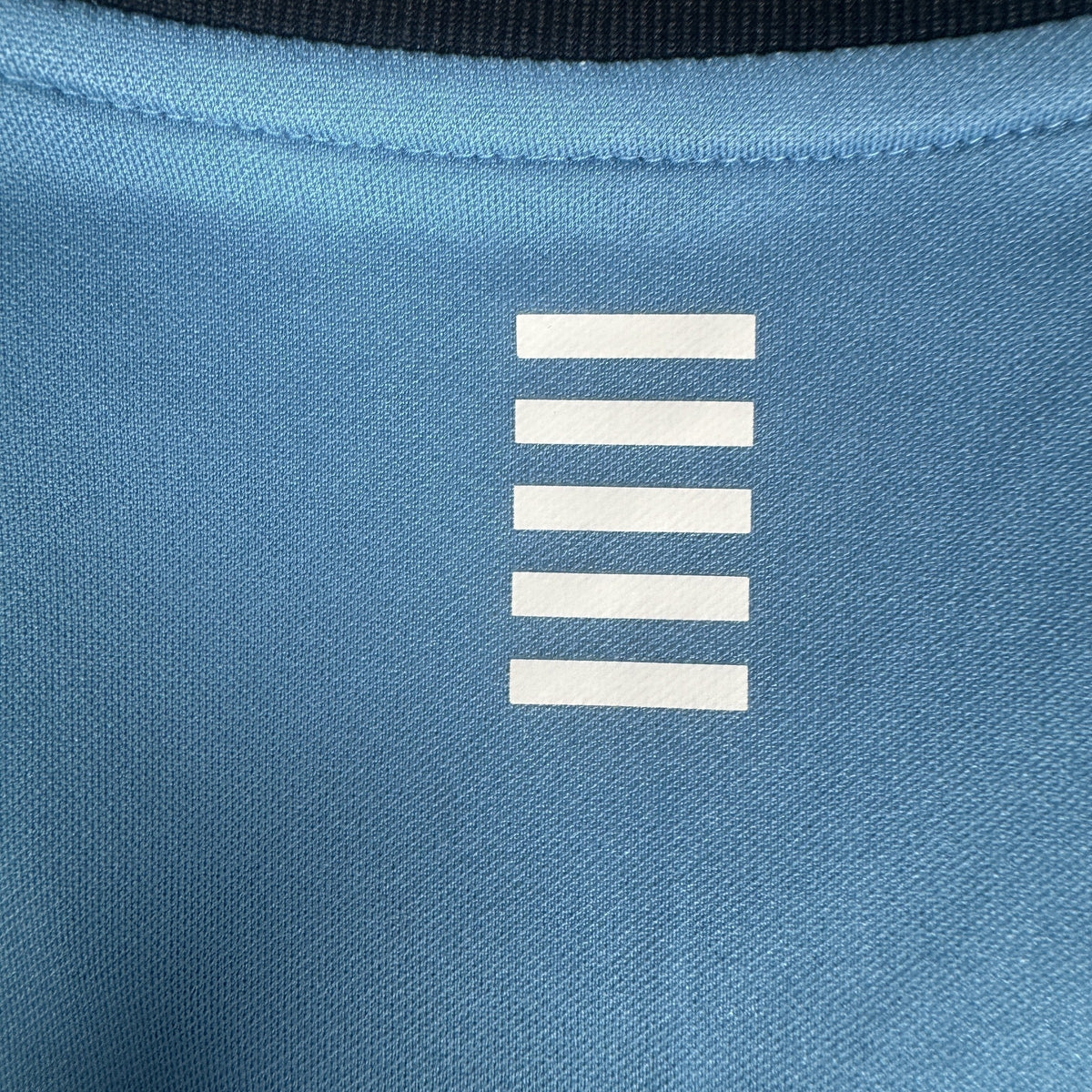 Uruguay 2018/2019 Home Shirt Medium