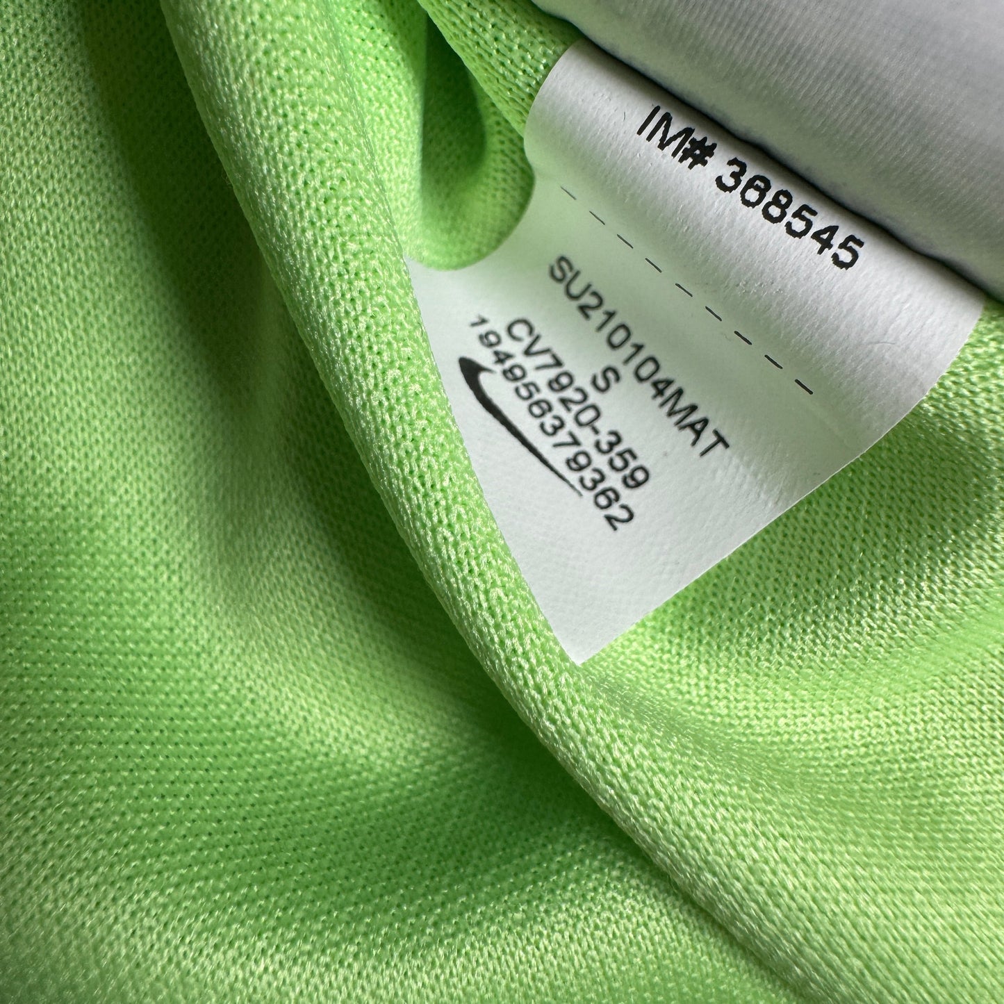 VfL Wolfsburg 2021/2022 Home Football Shirt Small
