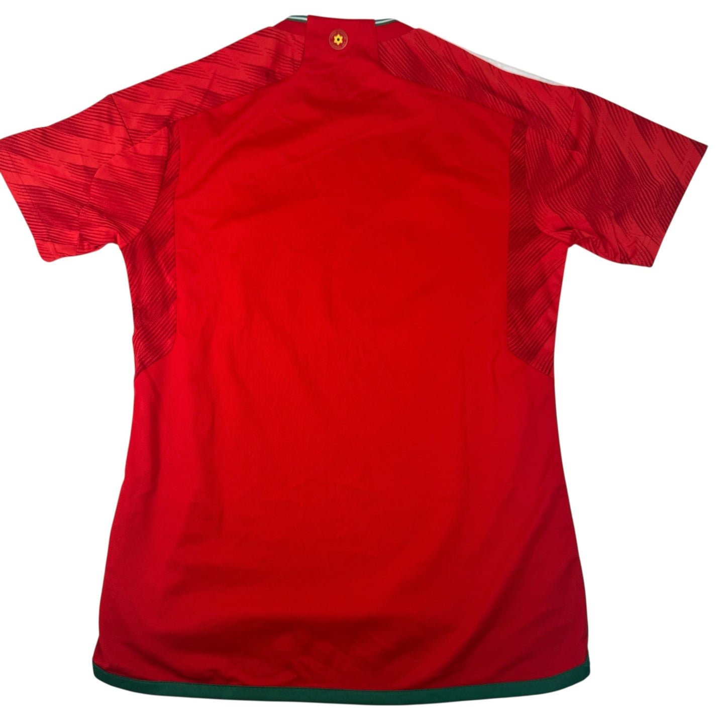 Wales 2022/2023 Home Football Shirt Large