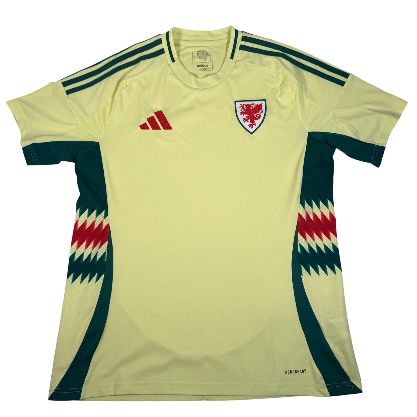 Wales 2024/2025 Away Football Shirt Large