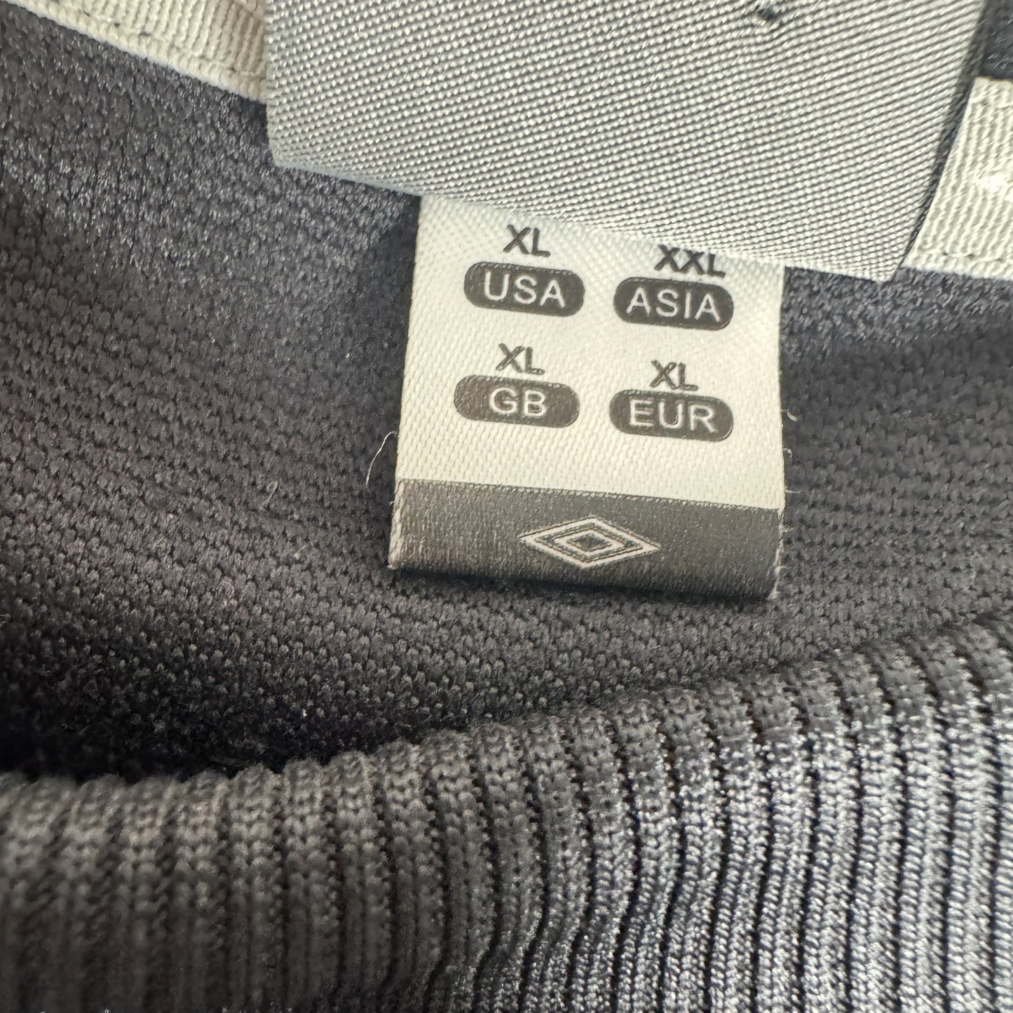 West Bromwich Albion 2008/2009/2010 Training Sweatshirt XL
