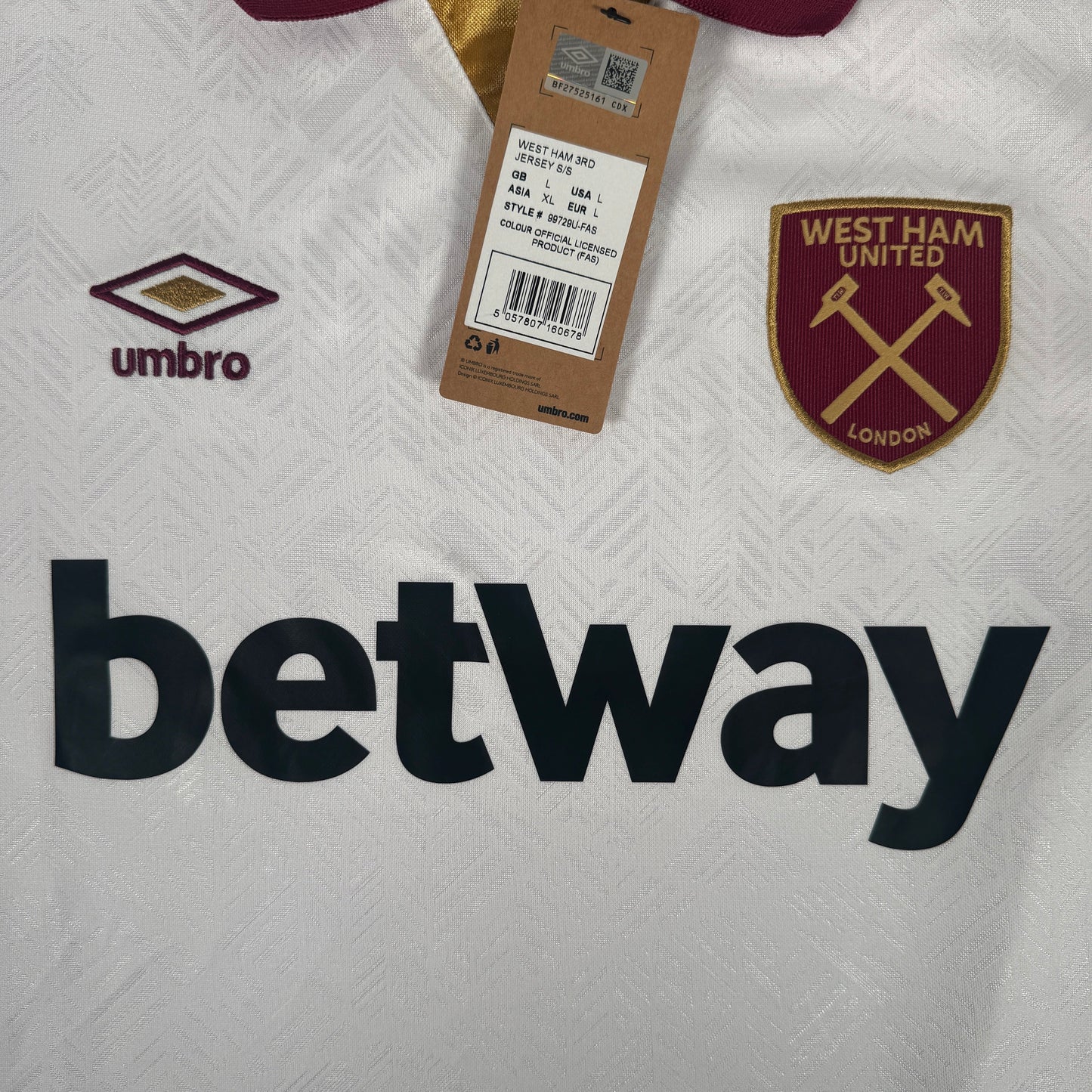 West Ham United 2024/2025 Third Football Shirt Large BNWT