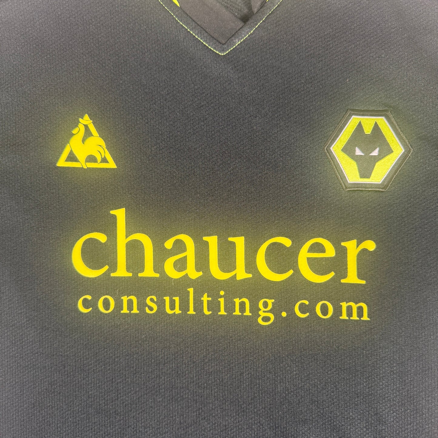 Wolverhampton Wanderers 2008/2009 Away Shirt Small