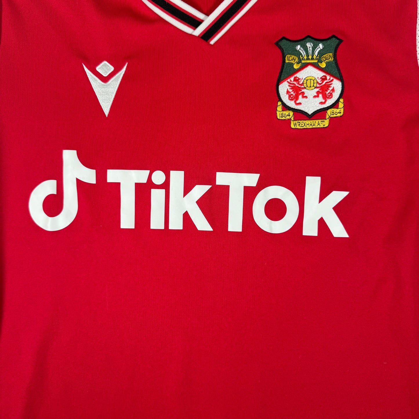 Wrexham 2021/2022 Home Football Shirt Medium