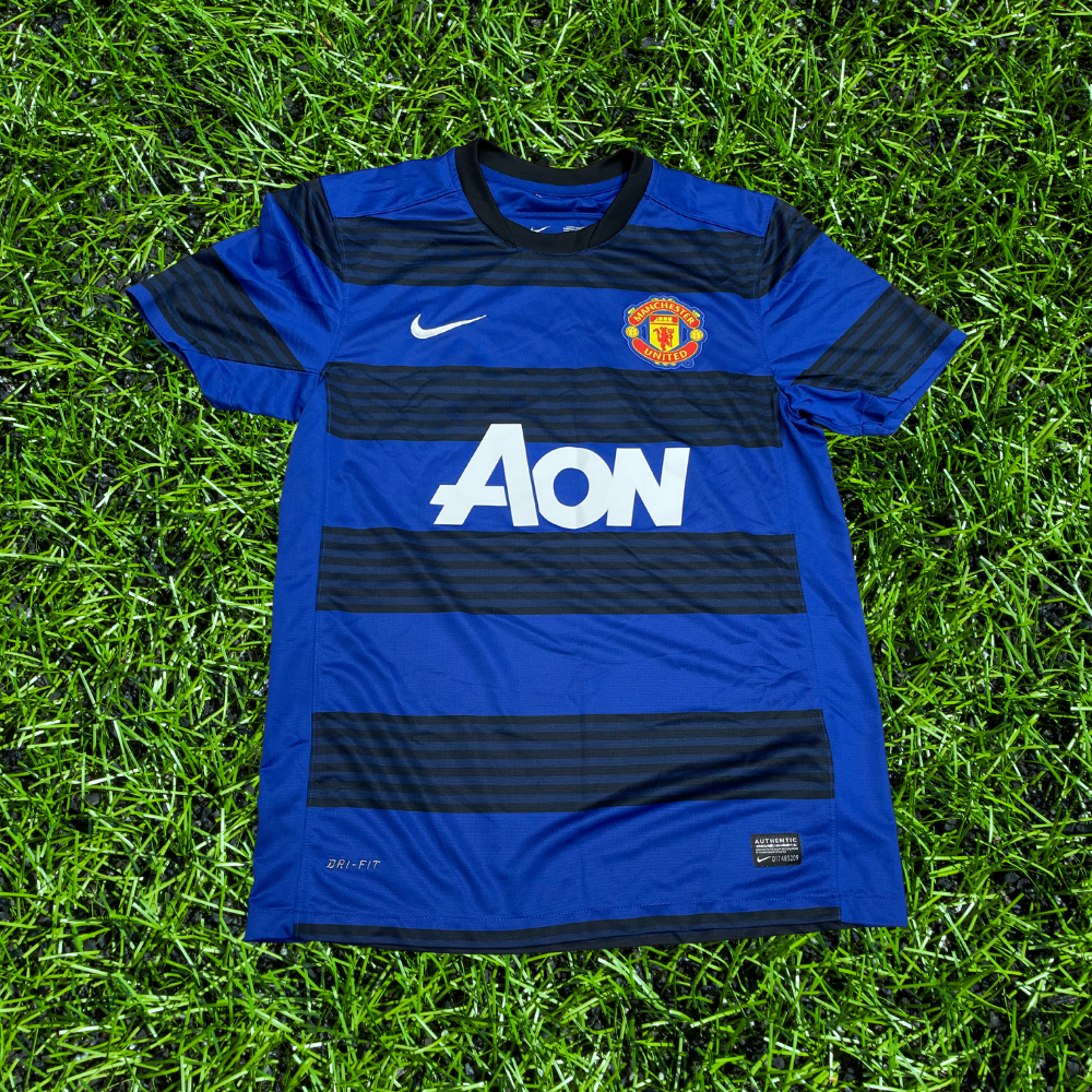 ManchesterUnited2012-2013awayCleverley23-FRONT