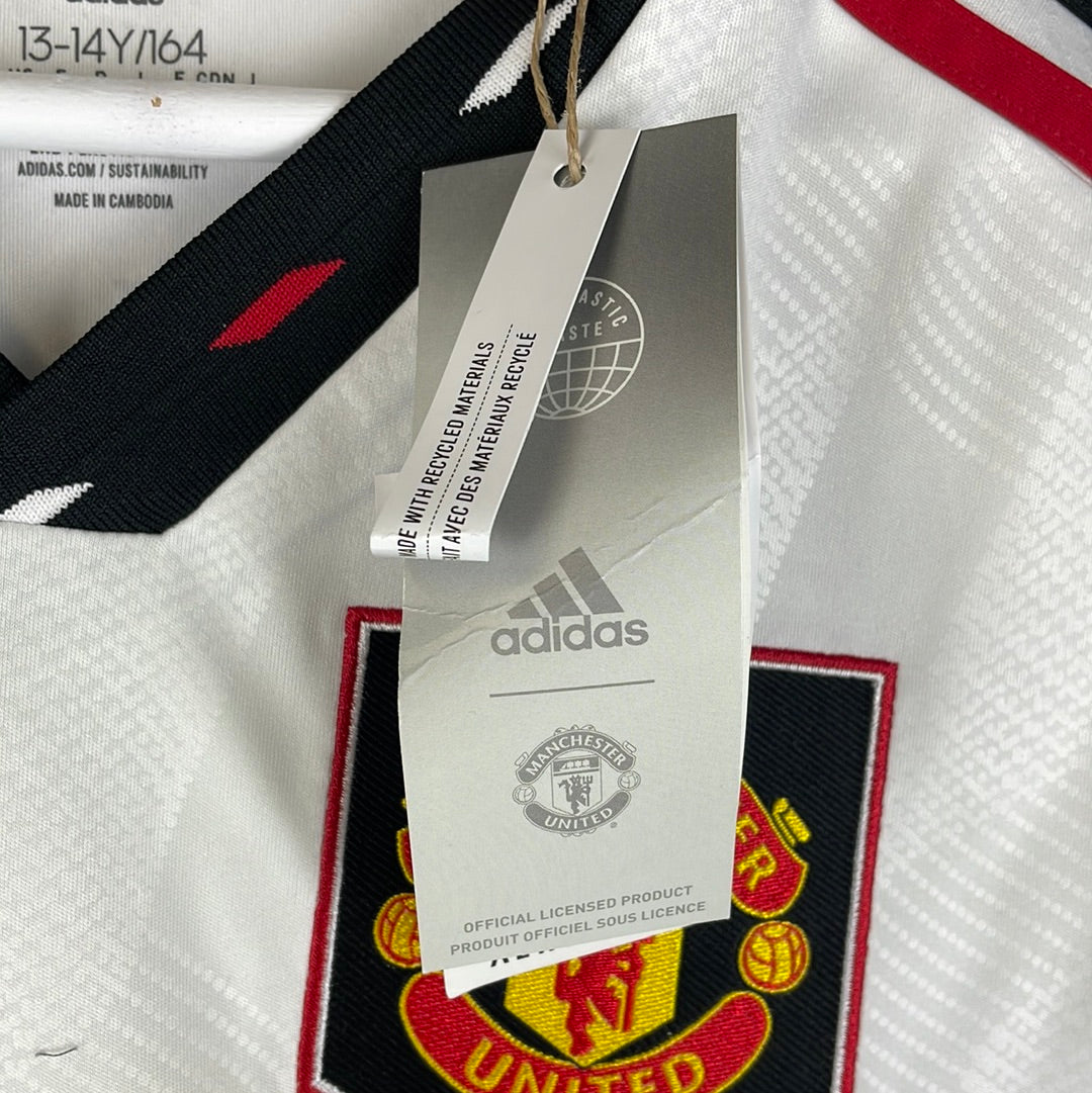 Manchester United 2022-2023 Youth Away Shirt - BNWT - Eriksen 14 - 13-14