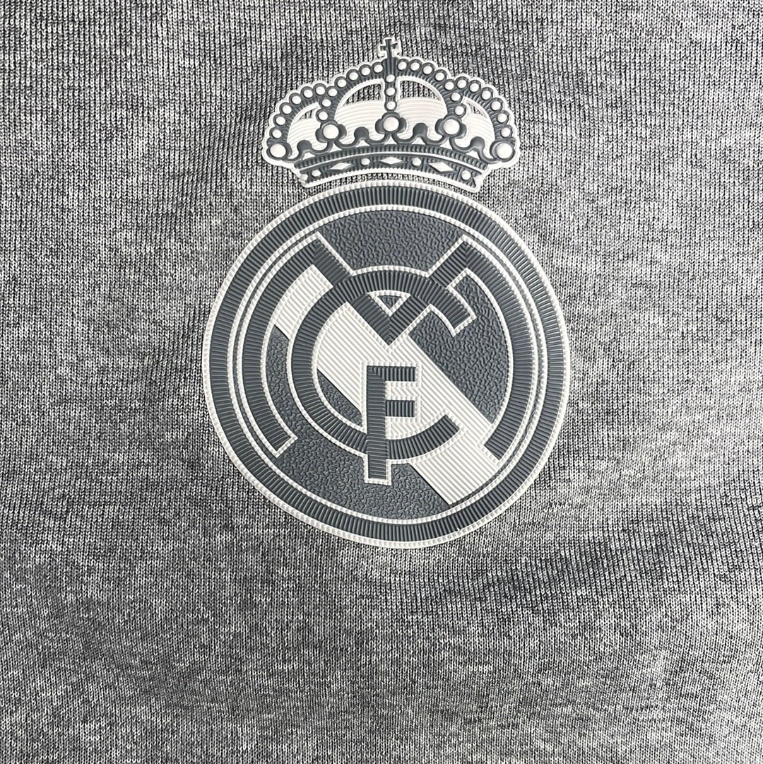 Real Madrid 2015 Away Shirt badge