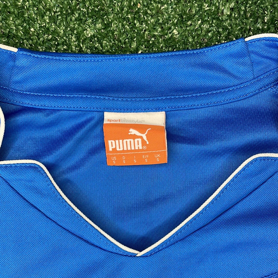 Size small label