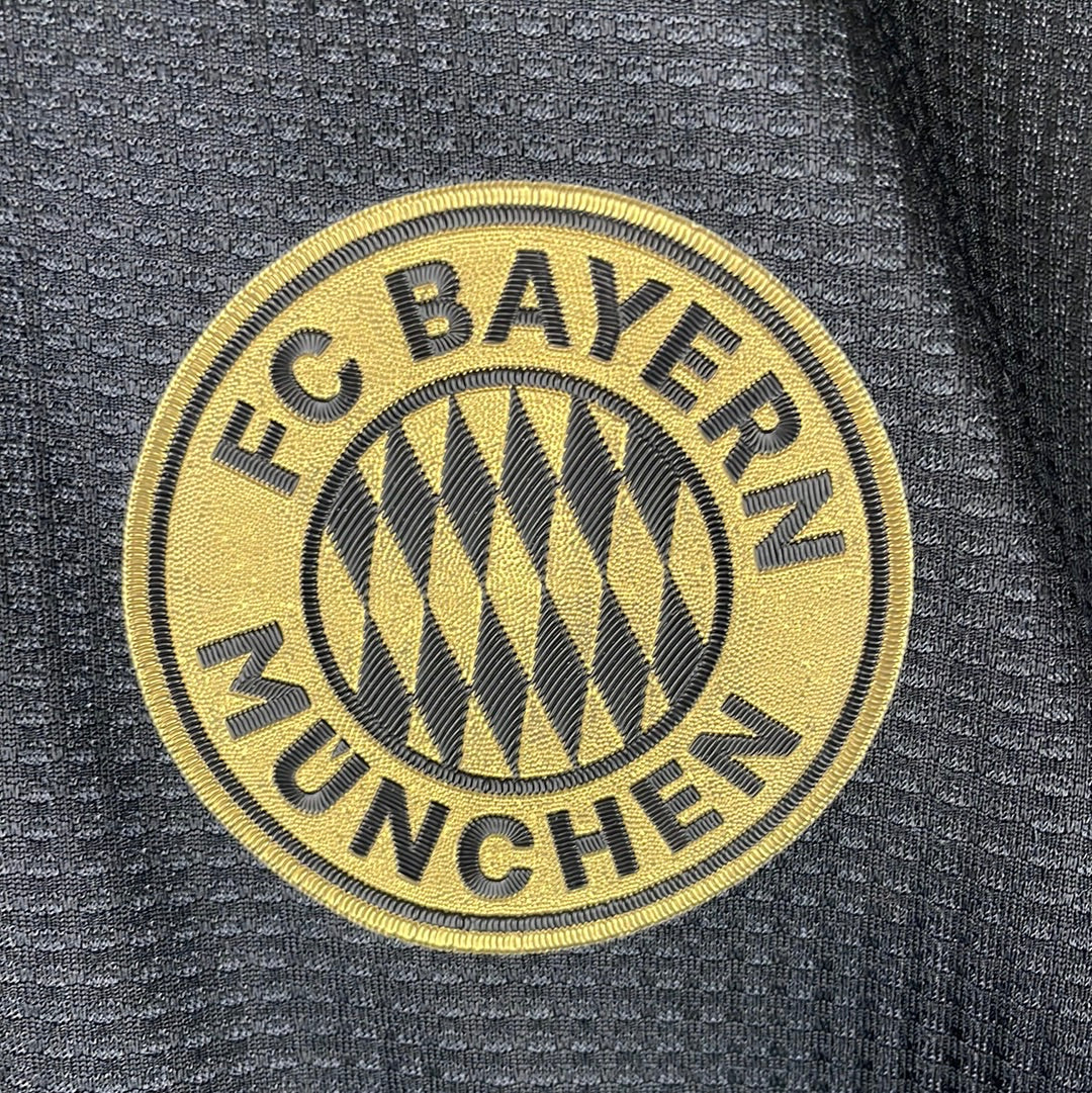 Bayern Munich 2021/2022 Away Shirt - Player Spec - XL - New With Tags