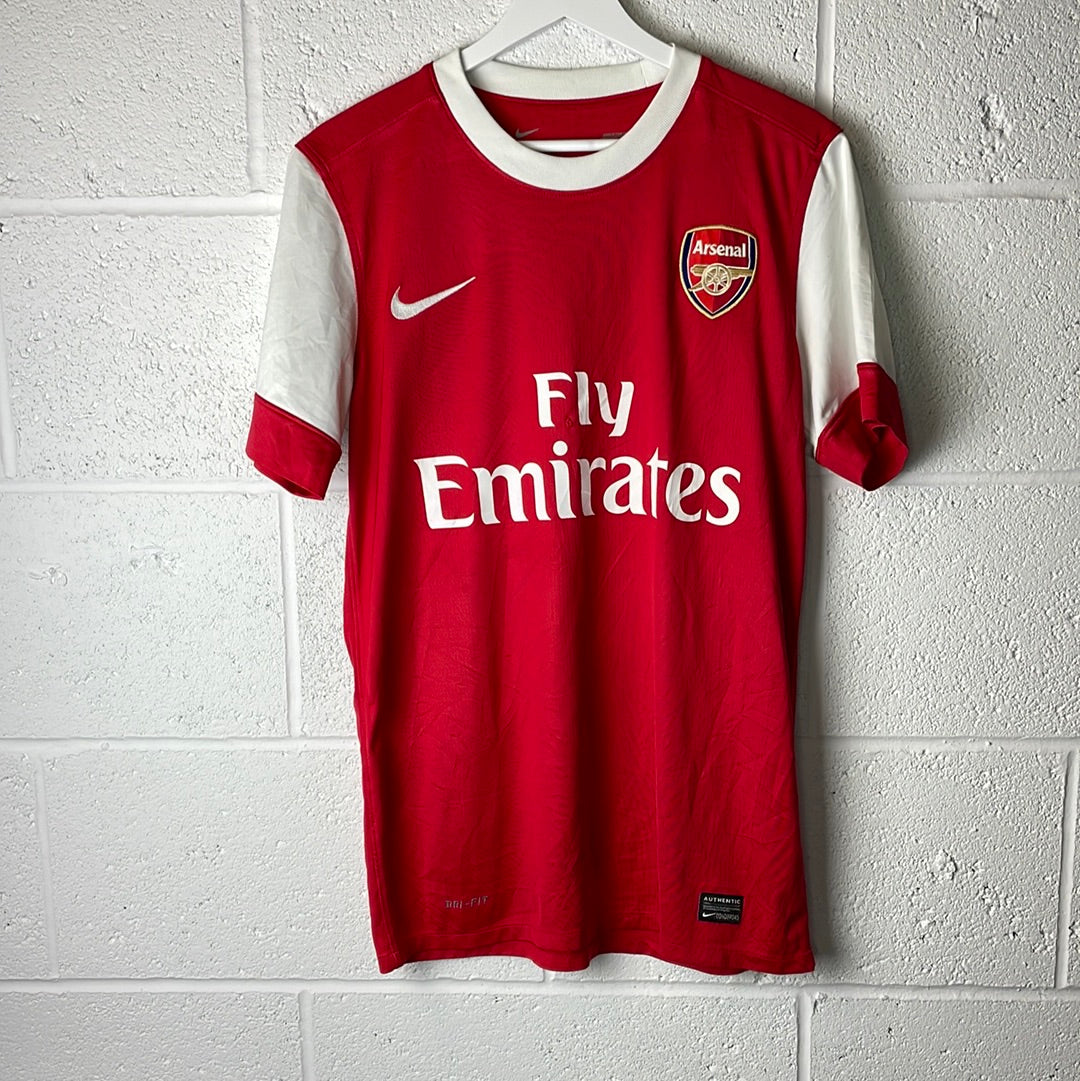 Arsenal 2010-2011 Home Shirt - Small - Fabregas 4 - Good Condition