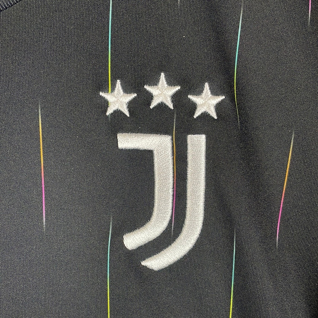 Juventus 2022/2023 Away Shirt - Large Adult