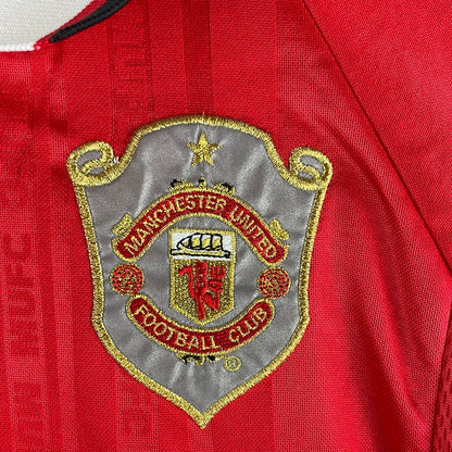 Manchester United 1999 European Home Shirt - Medium - 9/10 - Authentic 1 Star Shirt