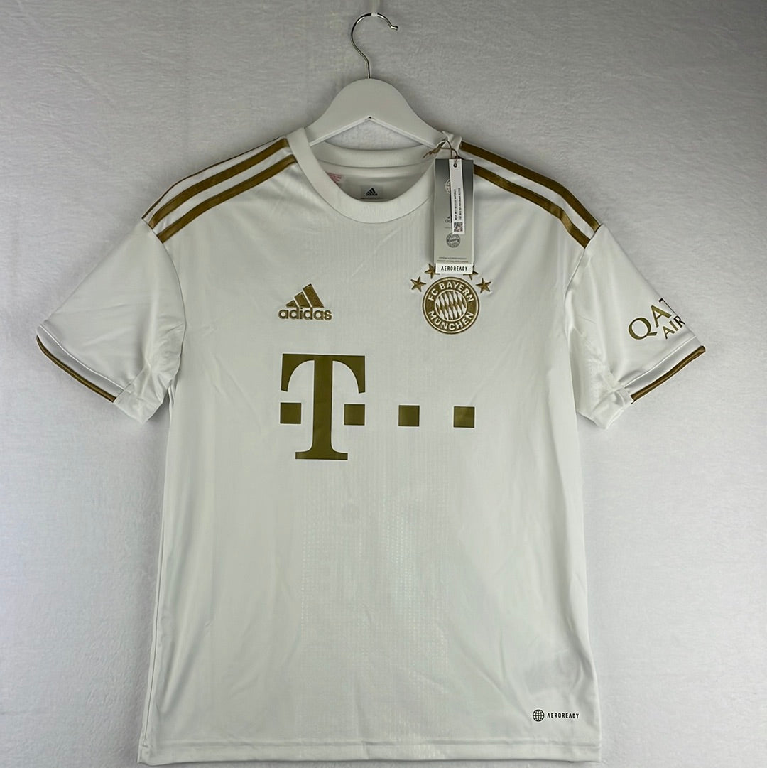 Bayern Munich 2022/2023 Away Shirt Youth