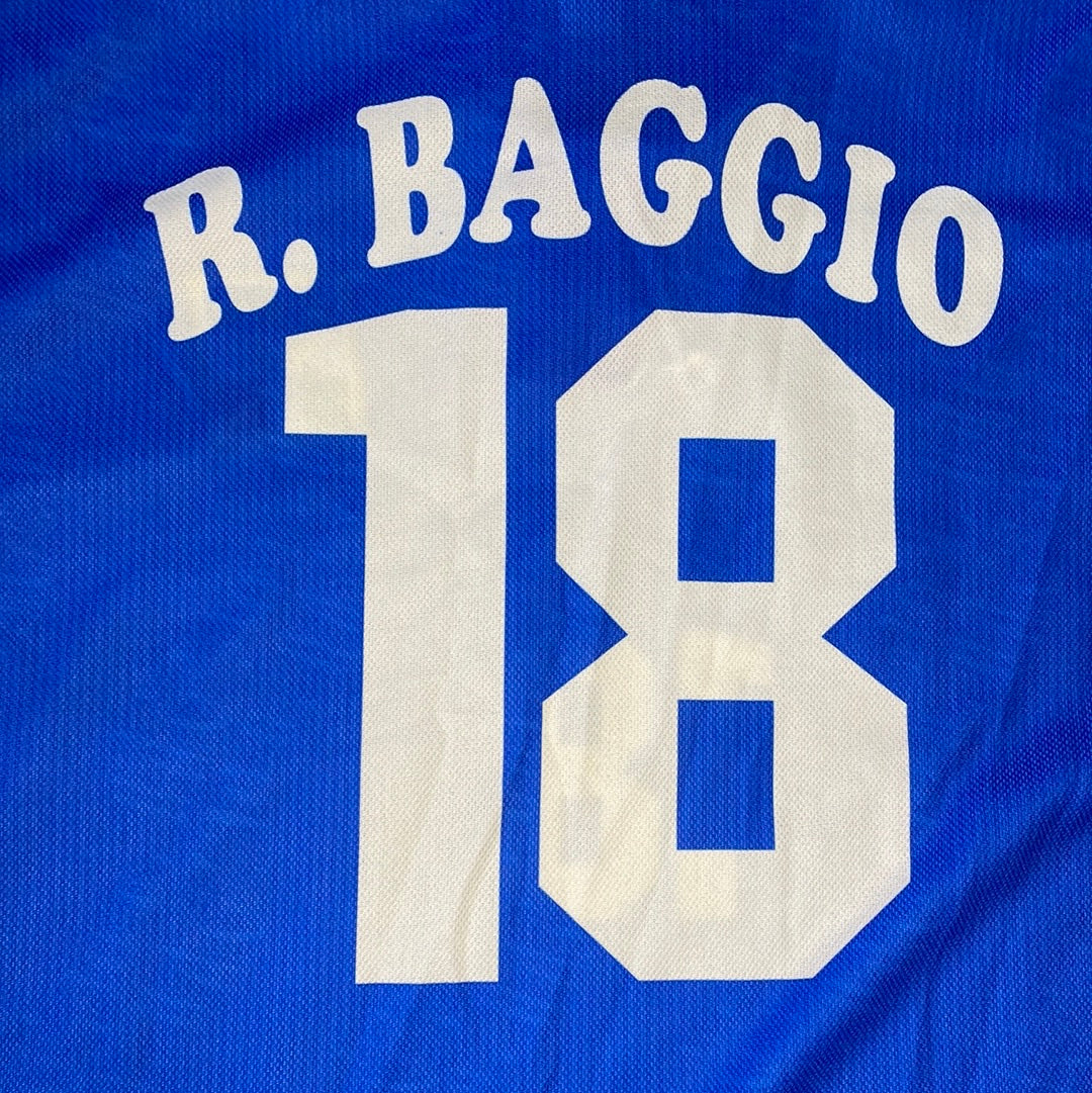 18 R.BAGGIO on the back